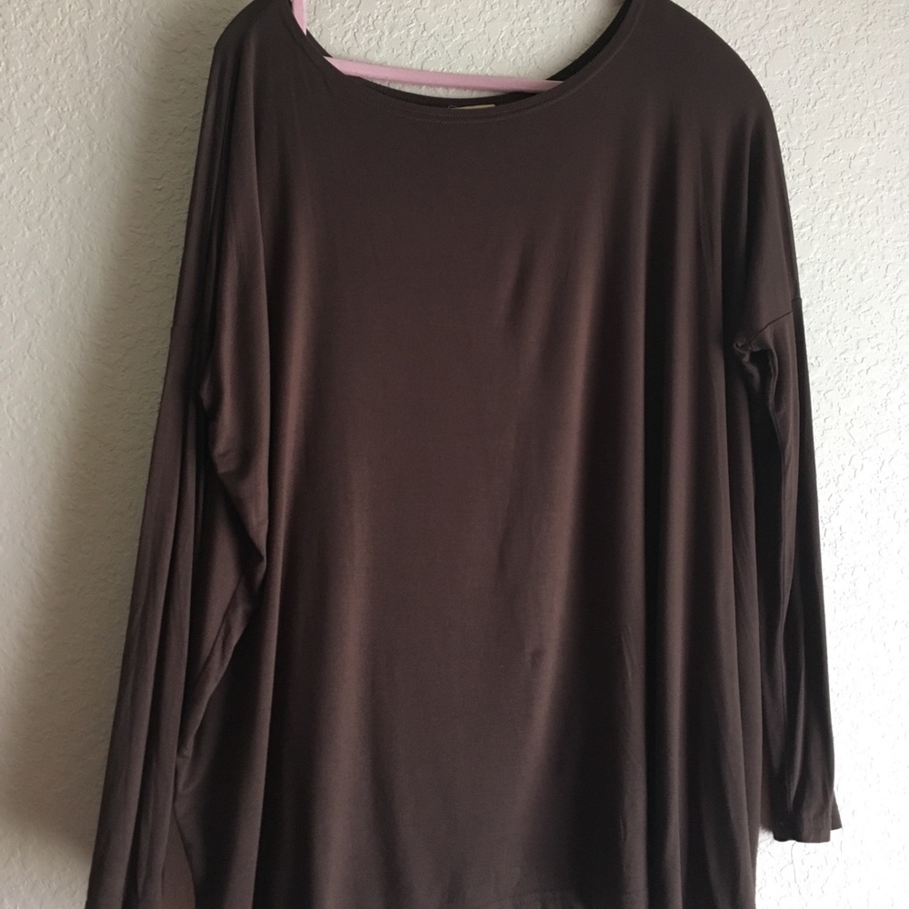 Brown Piko long sleeve top NWOT